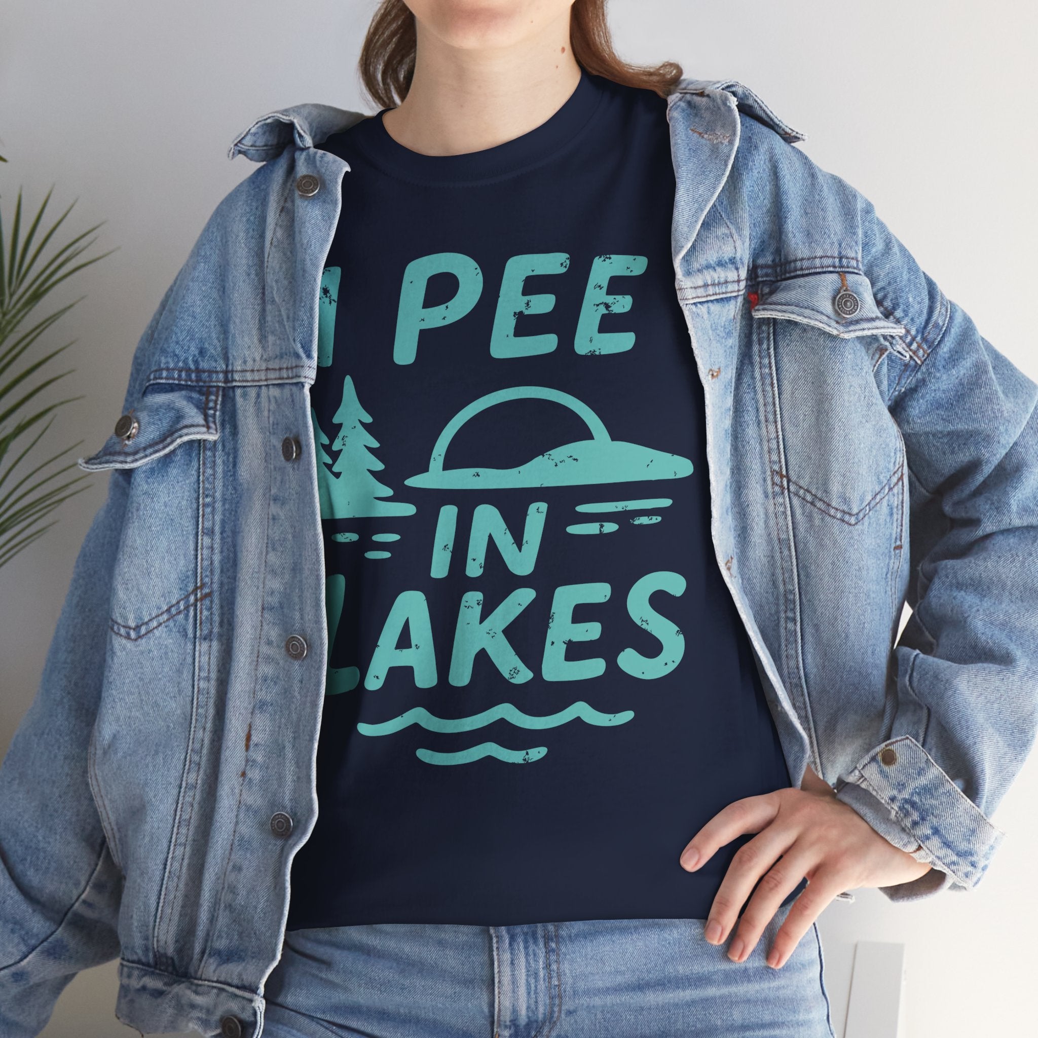 Basic T-Shirt - Unisex - I Pee In Lakes Retro