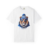 Lion Winter Premium T-Shirt - Unisex