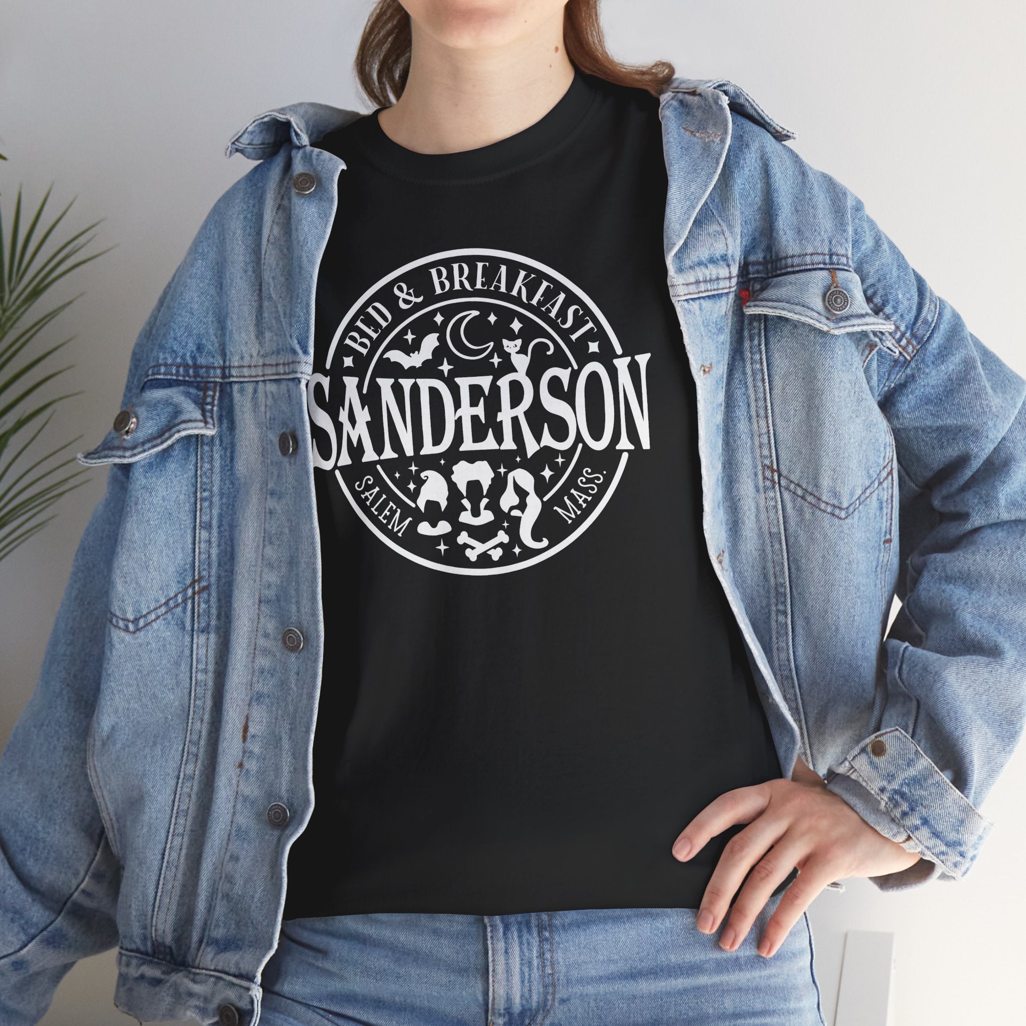Sanderson-Bed Basic T-Shirt - Unisex
