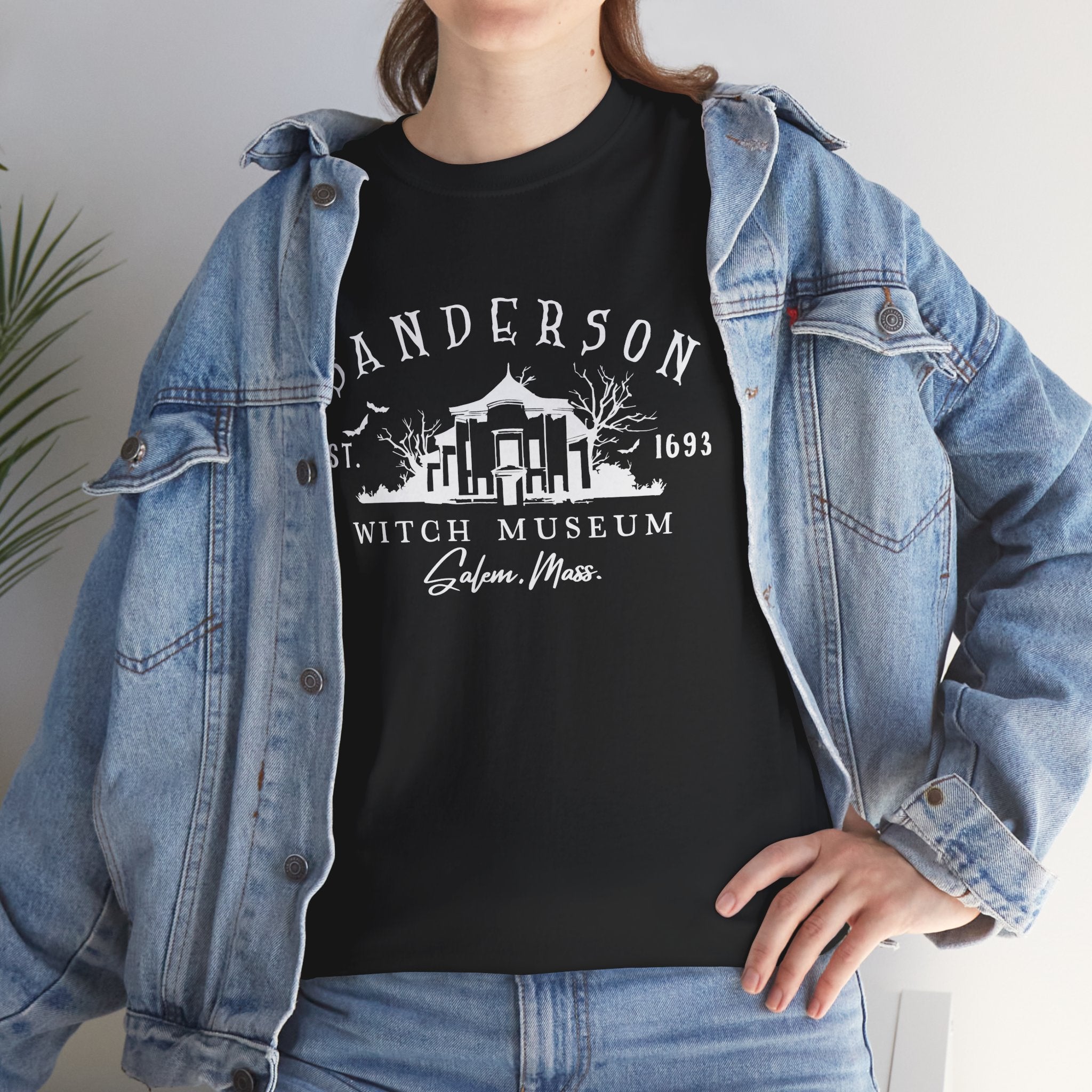 Sisters-Museum-Black Basic T-Shirt - Unisex